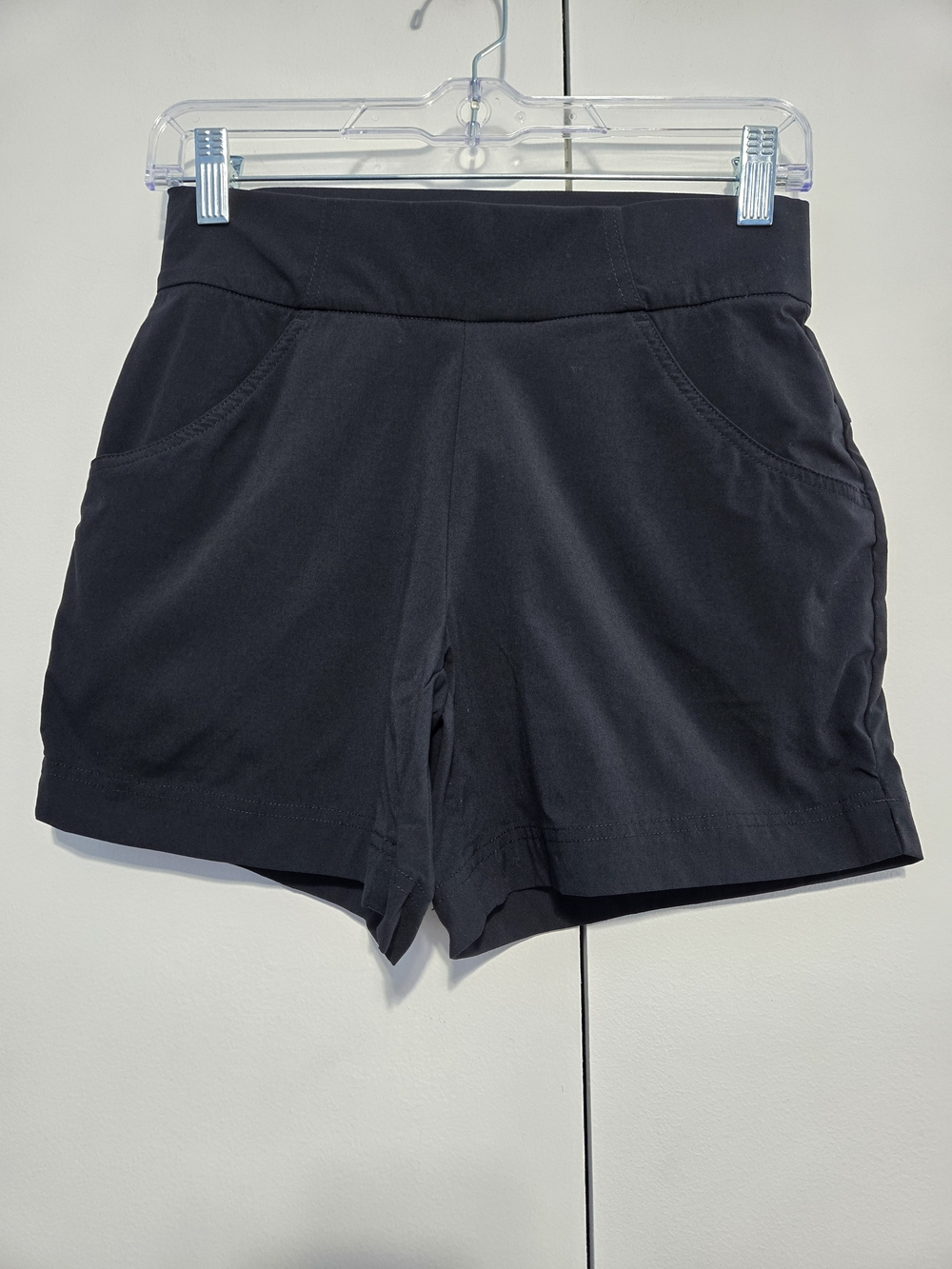 Columbia Women's Black Stretch‎ Hiking Athletic Shorts Size Small